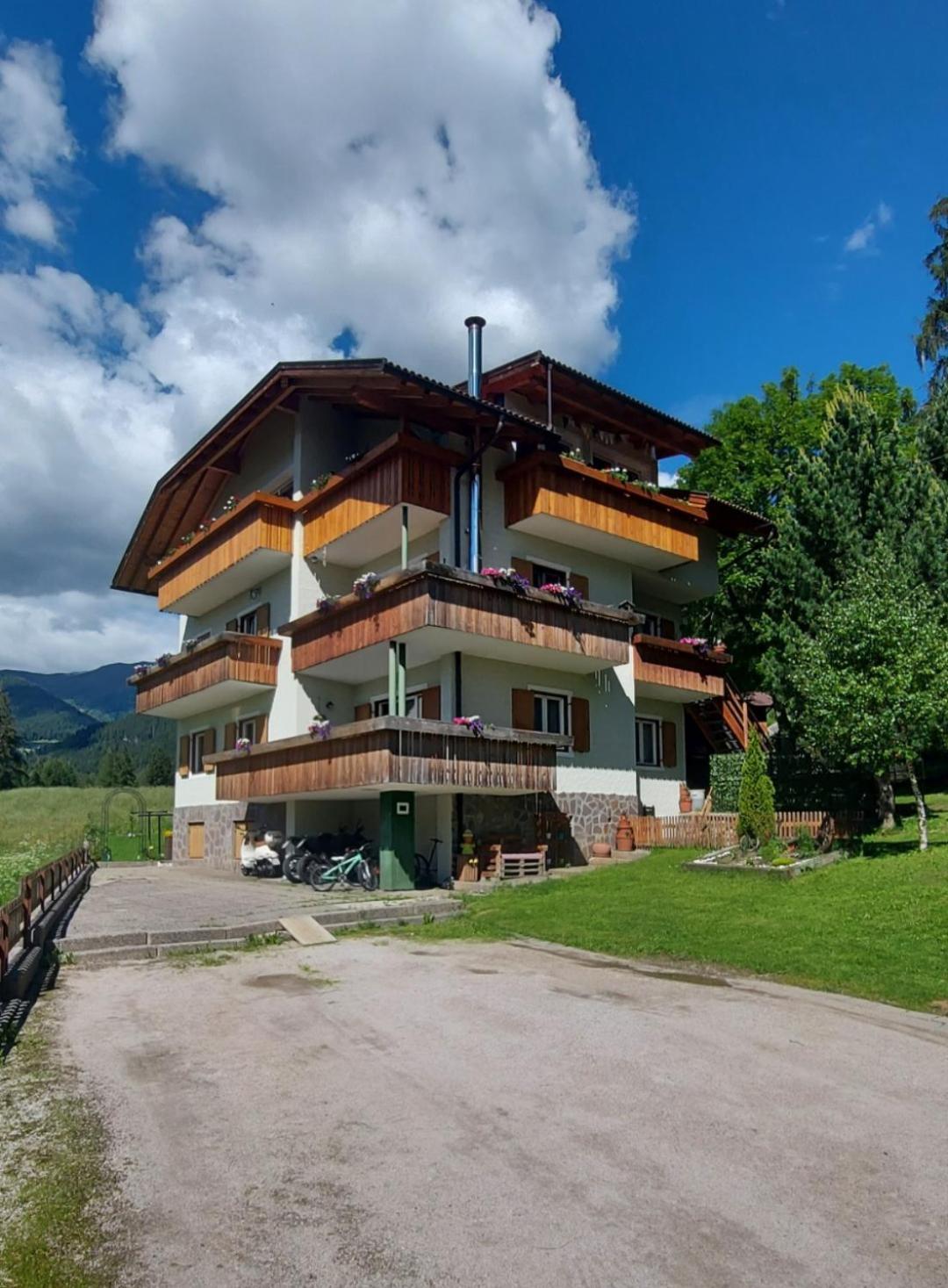 Apartment Burger Toblach Buitenkant foto
